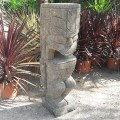 Statue Tiki Kubung en pierre basanite